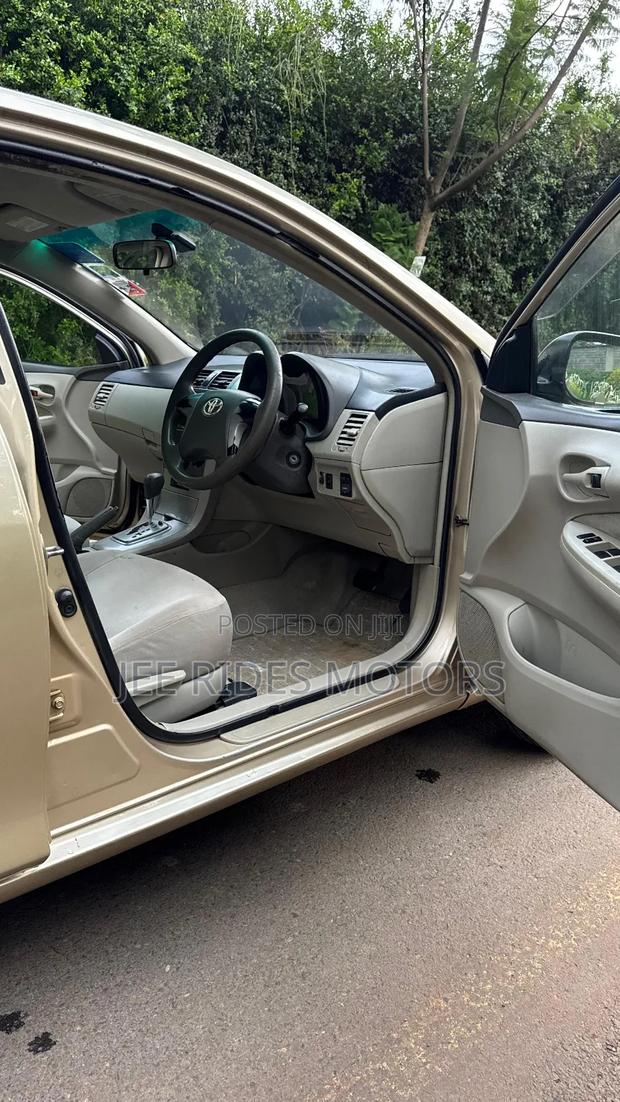 Toyota Axio 1.5 G 2WD 2010 Gold