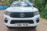 Toyota Hilux 2023 White for sale