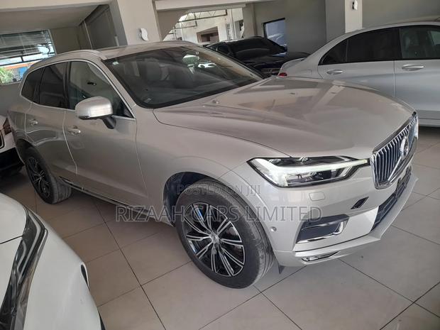 Volvo XC60 2020 Beige