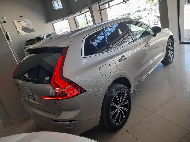 Volvo XC60 2020 Beige