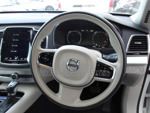 Volvo XC90 2019 White