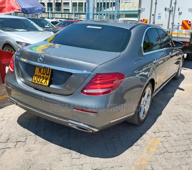 Mercedes-Benz E300 2016 Gray