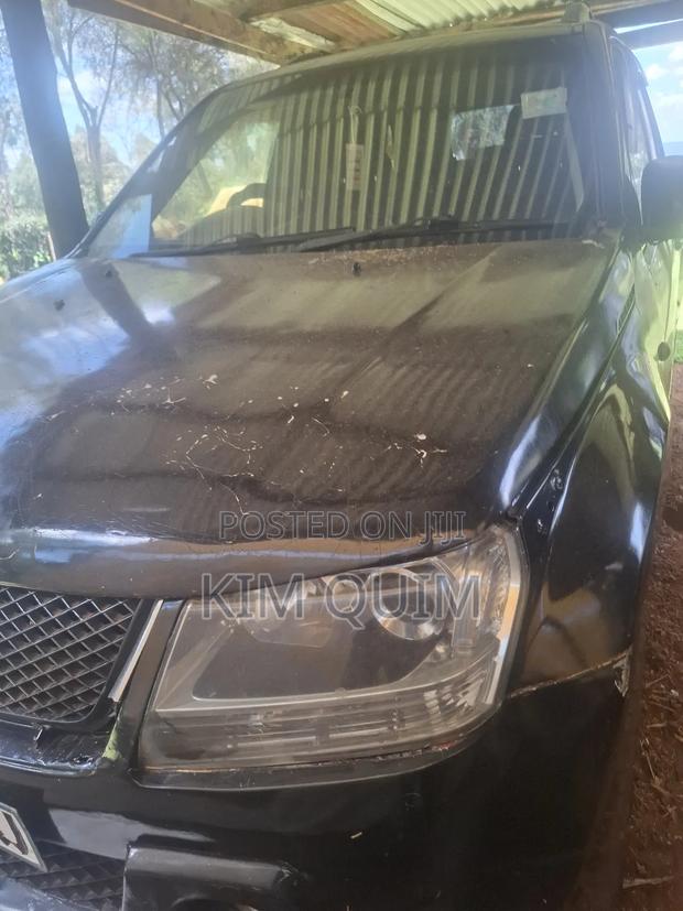 Suzuki Escudo 2006 Black