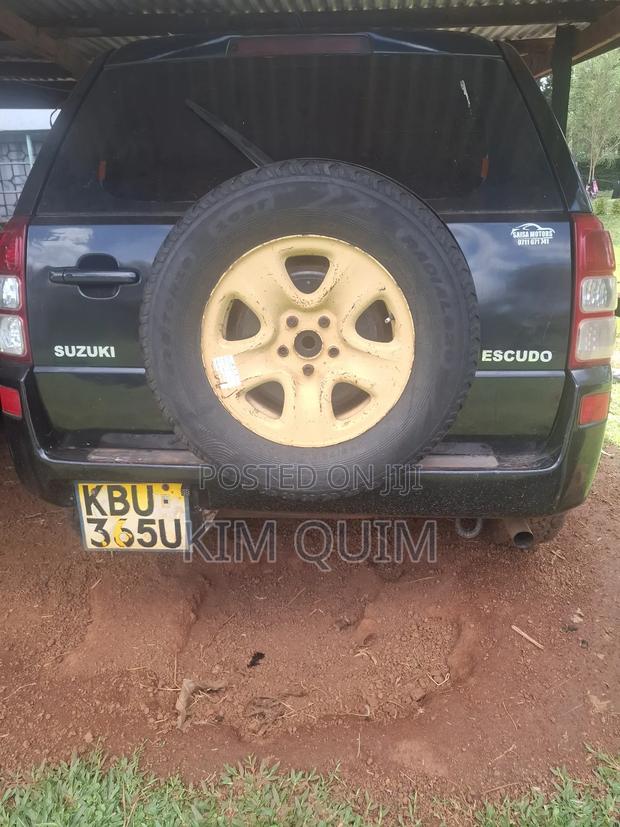 Suzuki Escudo 2006 Black