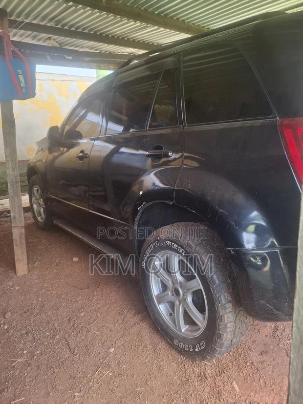 Suzuki Escudo 2006 Black