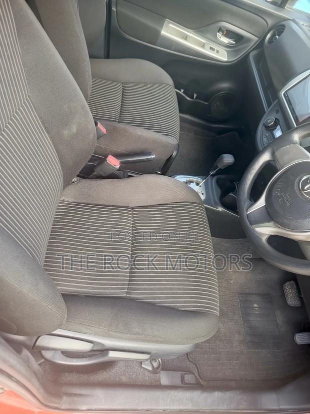 Toyota Vitz 2018 Orange
