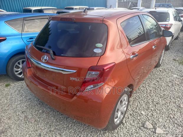 Toyota Vitz 2018 Orange