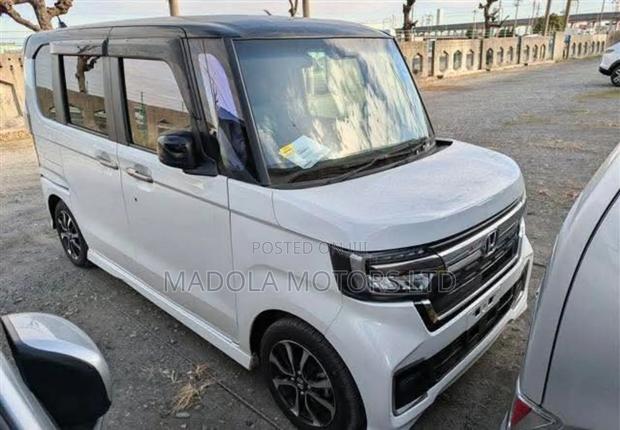 Honda N-Box 660 AWD 2020 White