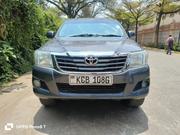Toyota Hilux 2014 Gray for sale