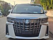 Toyota Alphard 2.5 Petrol FWD 2019 White for sale
