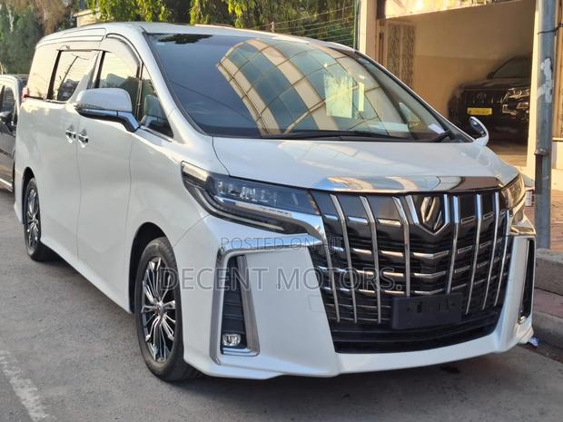 Toyota Alphard 2.5 Petrol FWD 2019 White