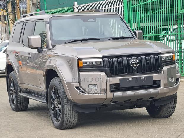 Toyota Land Cruiser Prado 2025 Gray