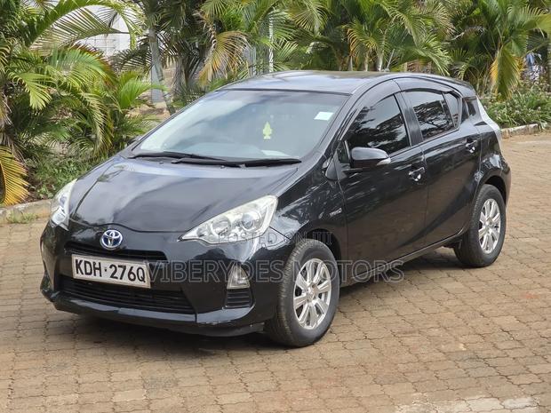 Toyota Aqua 2015 Black