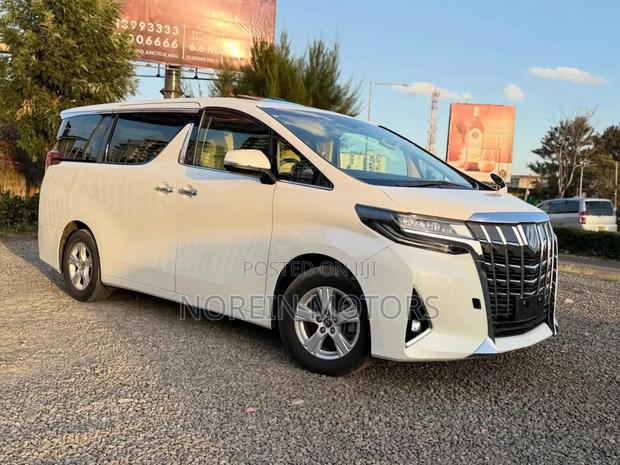 Toyota Alphard 2019 White