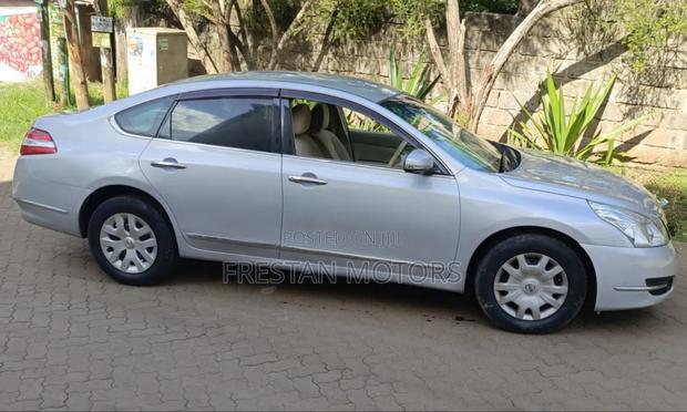 Nissan Teana 2011 Silver