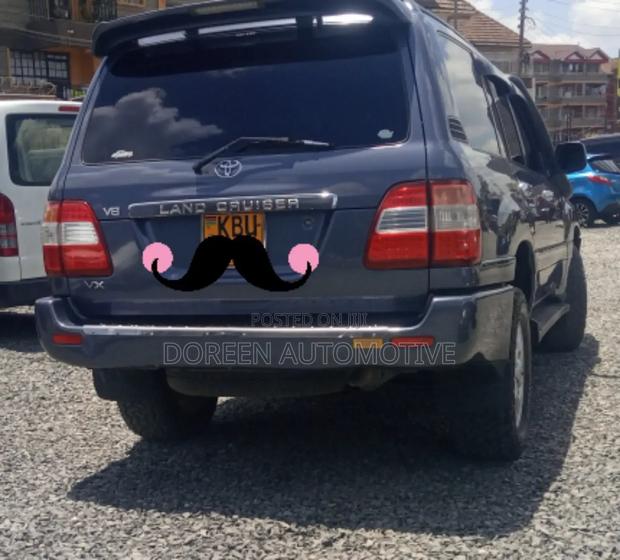 Toyota Land Cruiser 100 4.7 Executive 2006 Gray