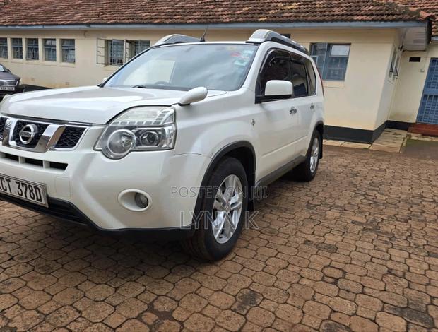 Nissan X-Trail 2012 White