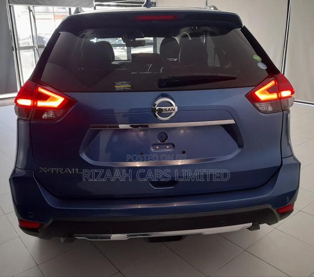 Nissan X-Trail 2.0 Petrol AWD 2018 Blue
