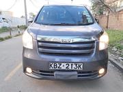 Toyota Noah 2.0 158hp FWD (8 Seater) 2008 Gray for sale