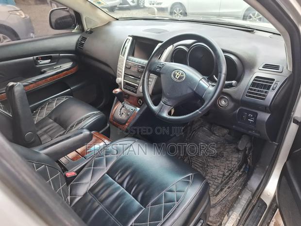 Toyota Harrier 2005 Silver