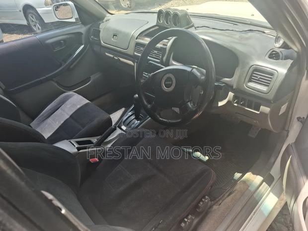 Subaru Forester 2000 White