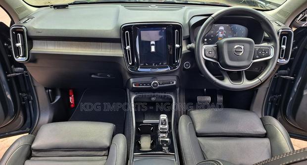 Volvo XC40 2019 Blue