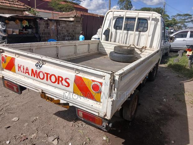 Kia K3000 2004 White