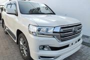 Toyota Land Cruiser 2018 White for sale