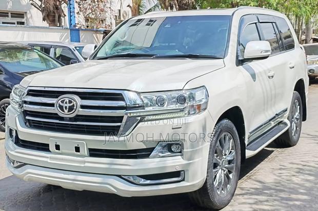 Toyota Land Cruiser 2018