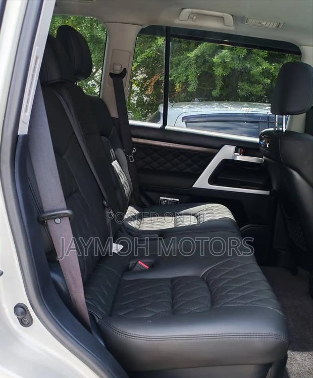 Toyota Land Cruiser 2018
