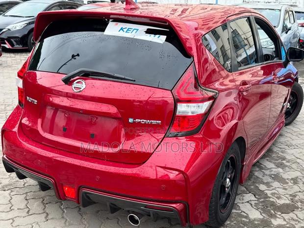 Nissan Note 1.2 Hybrid NISMO 2019 Red