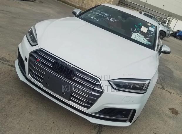 Audi S5 3.0T Premium Plus AWD quattro Sportback 2018 White