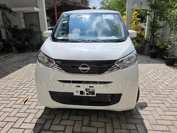 Nissan Dayz 2019 Pearl