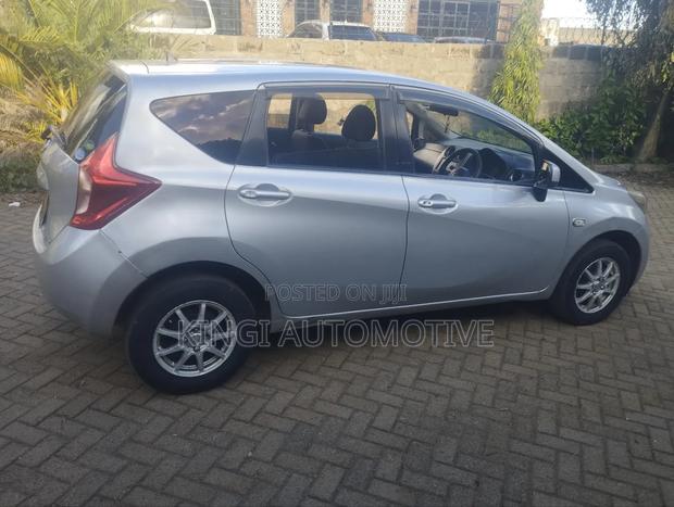 Nissan Note 2013 Silver