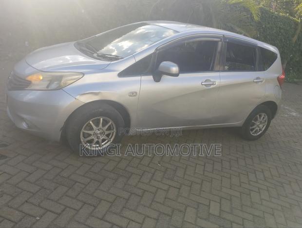 Nissan Note 2013 Silver
