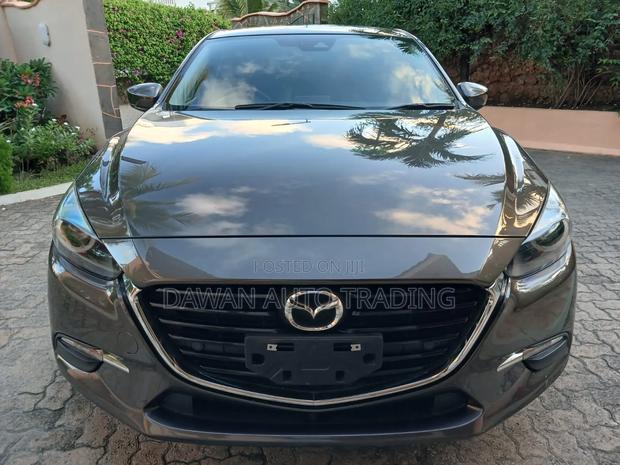 Mazda Axela 2019 Gray