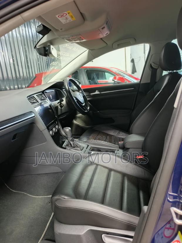 Volkswagen Golf Variant 2020 Blue