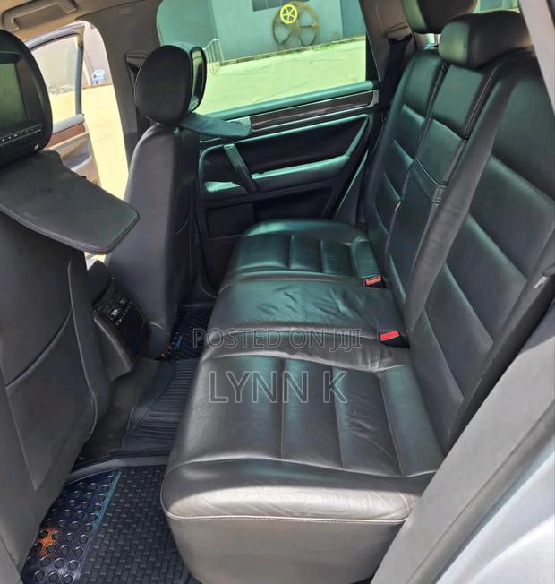 Volkswagen Touareg 2005 Silver
