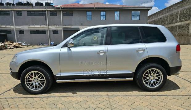 Volkswagen Touareg 2005 Silver