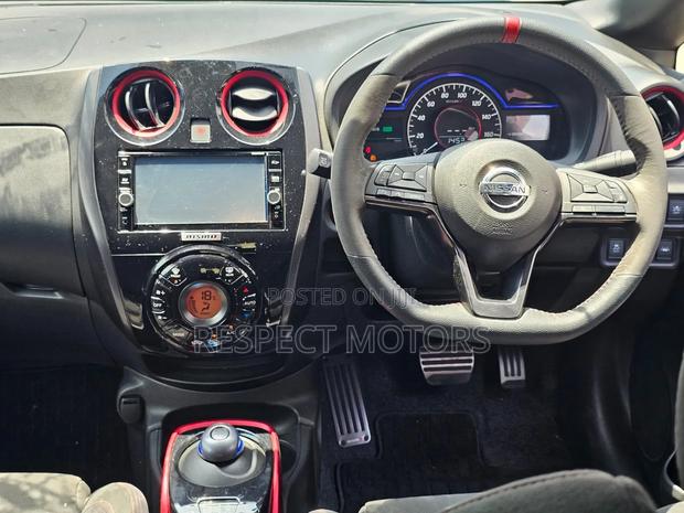 Nissan Note 1.2 Hybrid NISMO 2018 Black