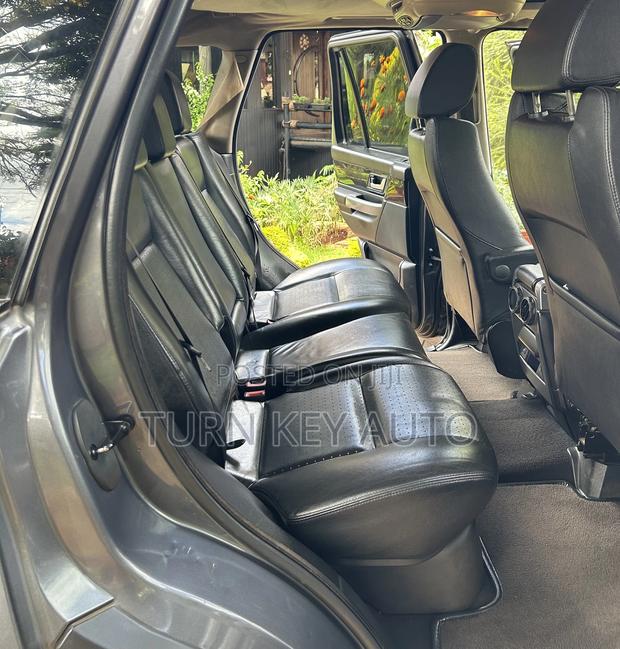 Land Rover Range Rover Sport Supercharged 4x4 (4.2L 8cyl 6A) 2006 Gray