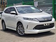 Toyota Harrier 2019 White for sale