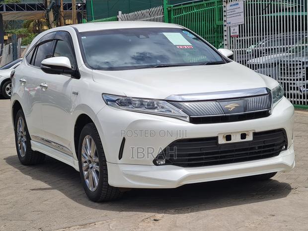 Toyota Harrier 2019 White
