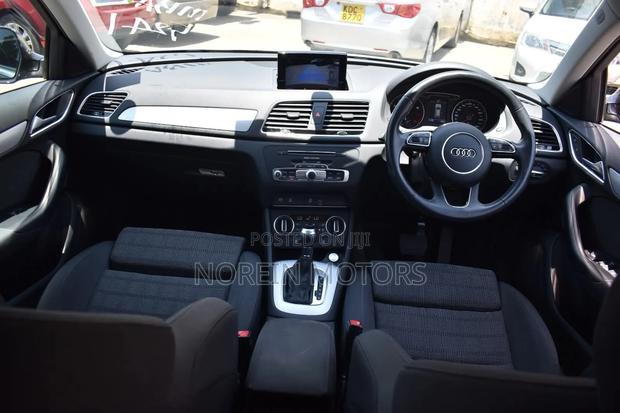 Audi Q3 2019 Matt Black