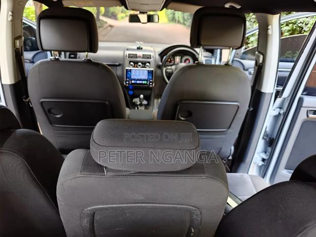 Volkswagen Touran 2014 White