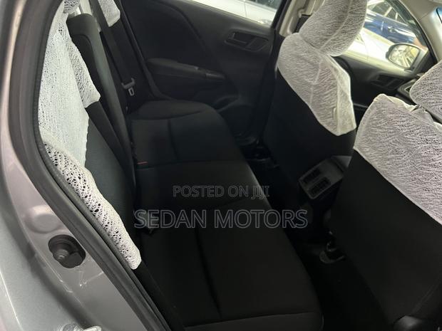 Honda Grace 2019 Silver