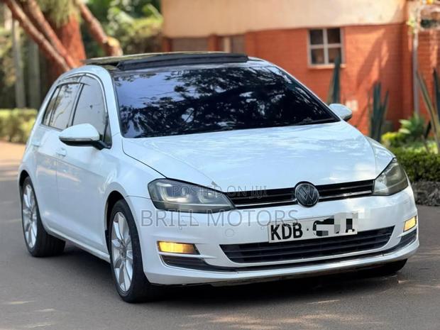 Volkswagen Golf 2013 White