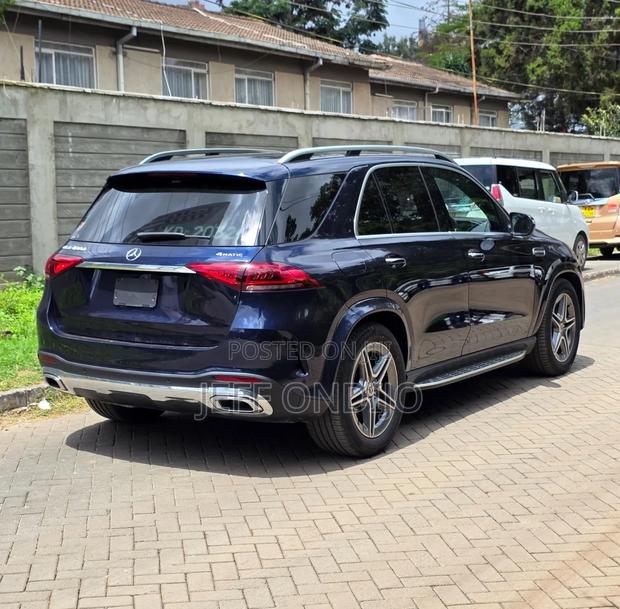Mercedes-Benz GLE-Class 2020 Blue