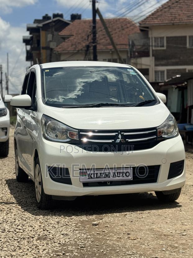 Mitsubishi EK Wagon 660 AWD 2019 White