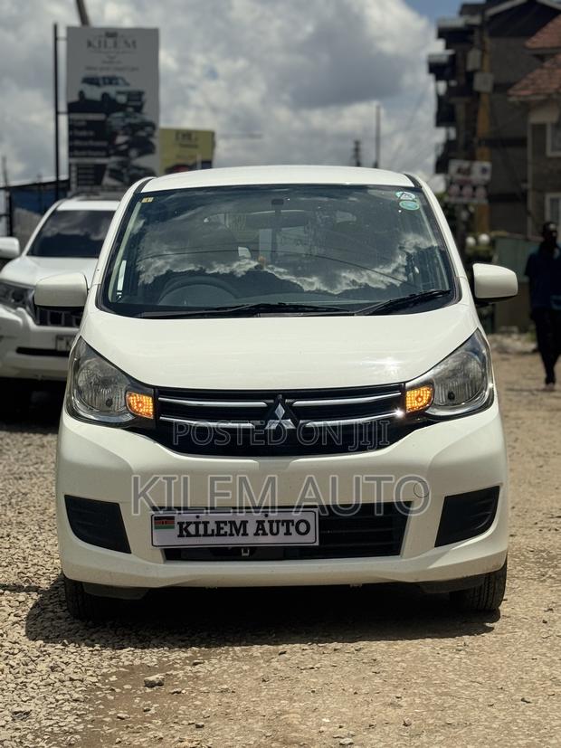 Mitsubishi EK Wagon 660 AWD 2019 White